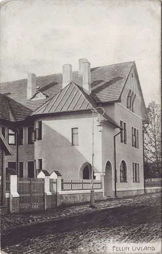 Villa Dolli Jakobsoni tnava alguses. 